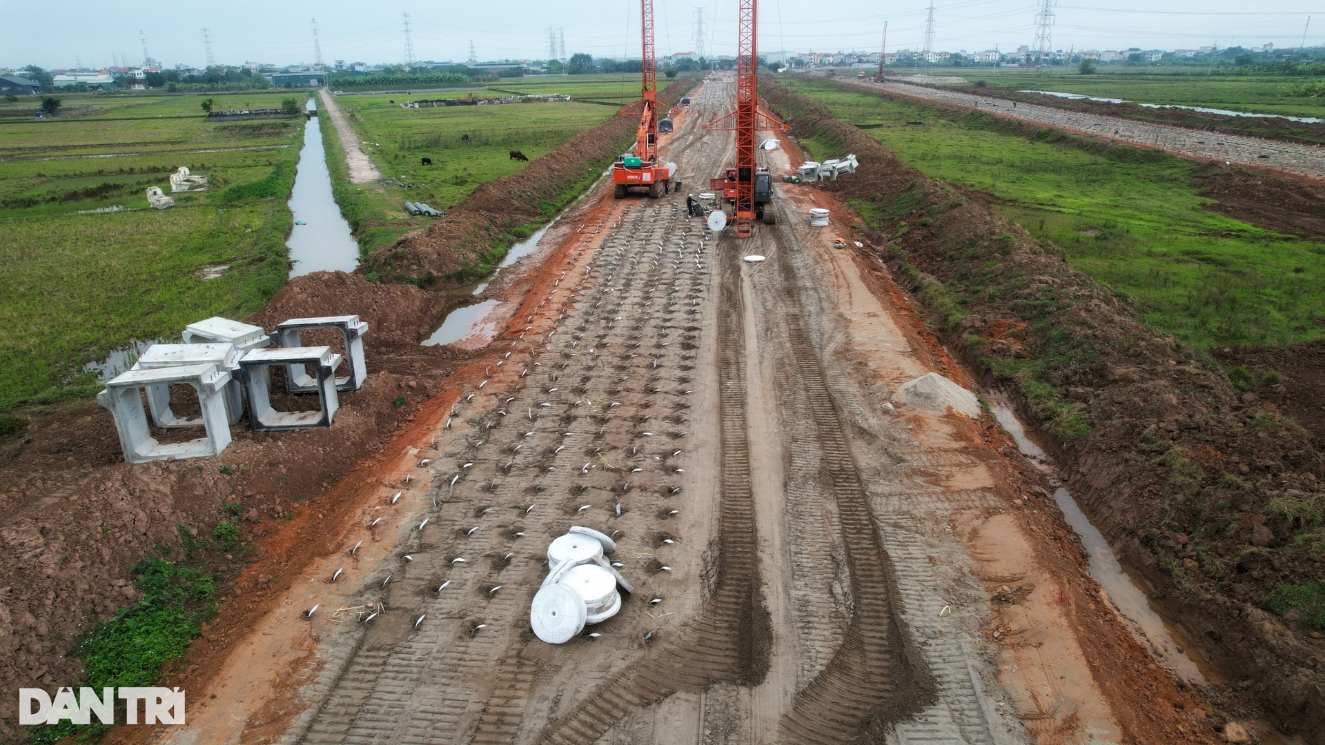 Vành đai 4 Hà Nội thành hình sau 6 tháng thi công - 13 Vành đai 4 Hà Nội thành hình sau 6 tháng thi công - 13