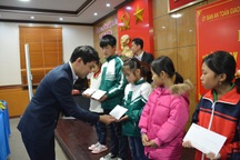 Chương trình học bổng “Vòng tay nhân ái” chia sẻ nỗi đau sau tai nạn giao thông