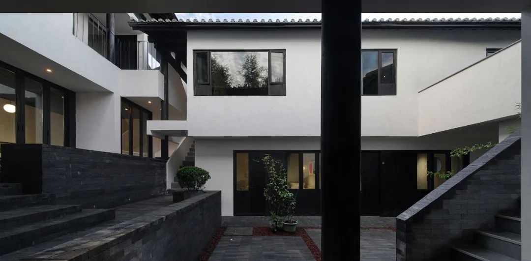 Con trai chi 18 tỷ đồng xây nhà 11 phòng báo hiếu cho cha mẹ dưỡng già - 3 Con trai chi 18 tỷ đồng xây nhà 11 phòng báo hiếu cho cha mẹ dưỡng già - 3