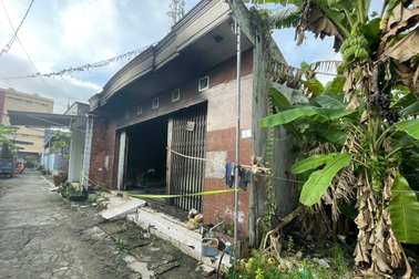 Người đàn ông phóng hỏa nhà vợ cũ rồi tự sát