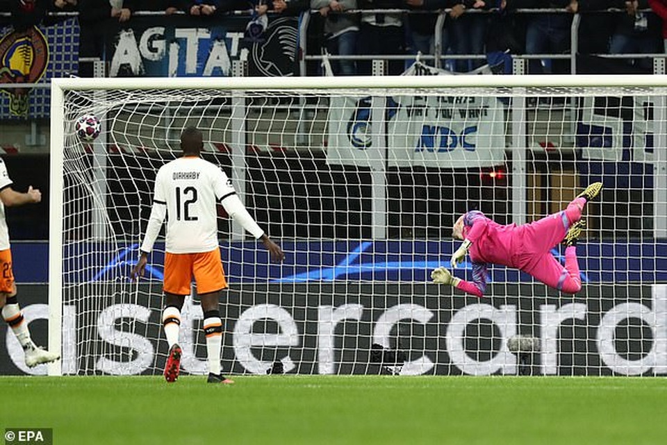 Atalanta 4-1 Valencia: Chiến thắng tưng bừng - 4 Atalanta 4-1 Valencia: Chiến thắng tưng bừng - 4