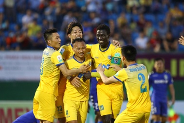 Các đội mạnh chiếm ưu thế tại lượt đi tứ kết cúp quốc gia