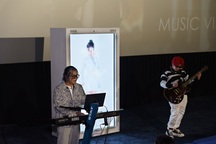 "Nữ ca sĩ ảo" Ann trở lại sau hơn 1 năm vắng bóng