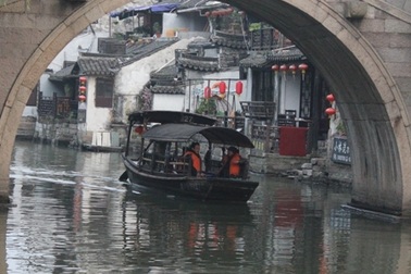 Tận hưởng tuần trăng mật nơi “thiên đường hạ giới”