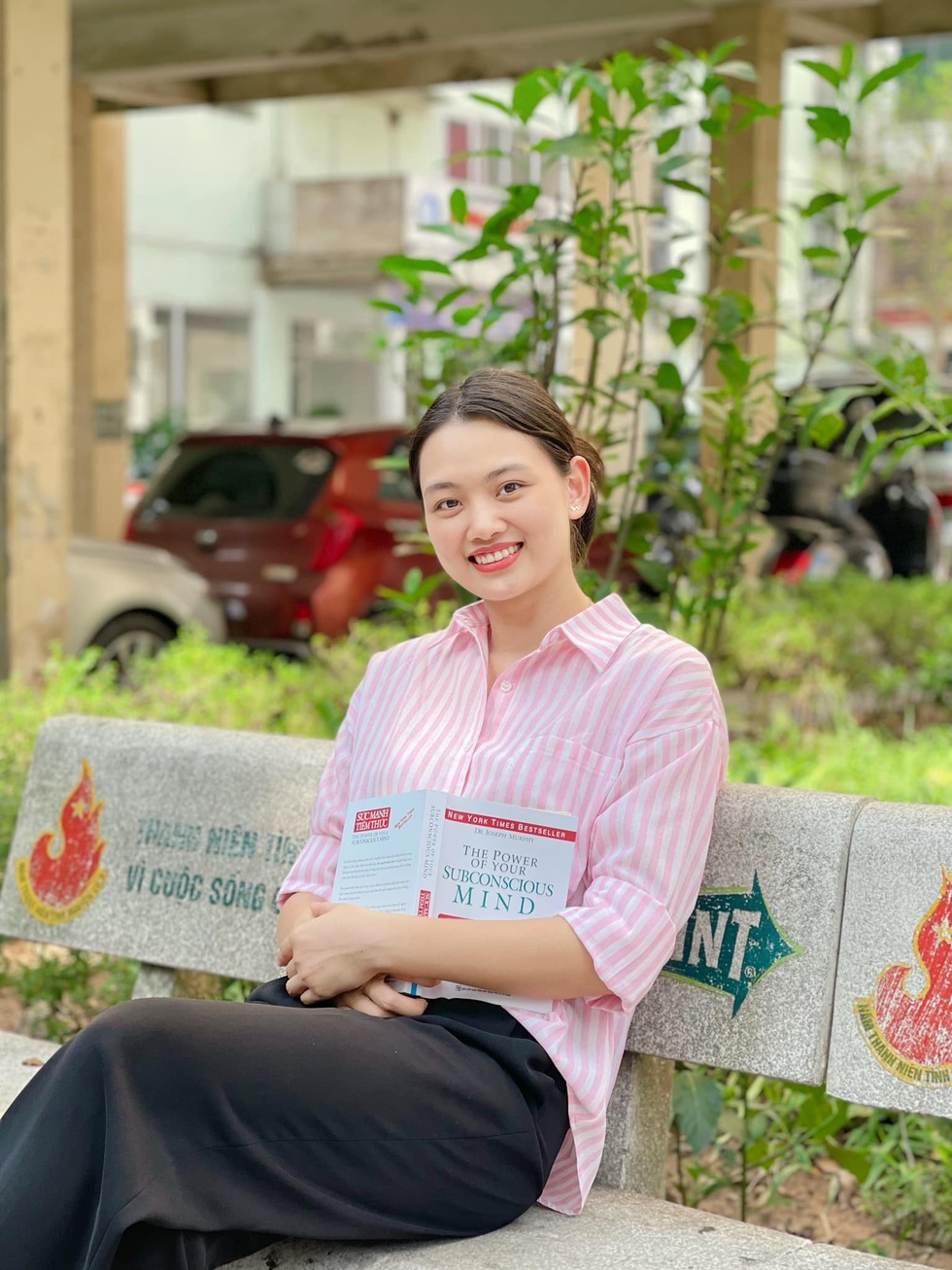 Hoa khôi bóng chuyền Thu Hoài: Nghiệp thể thao rất bạc nếu không nỗ lực - 9 Hoa khôi bóng chuyền Thu Hoài: Nghiệp thể thao rất bạc nếu không nỗ lực - 9