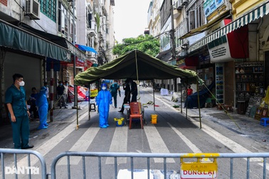 Hà Nội yêu cầu người dân ở trong nhà, không tụ tập quá 5 người