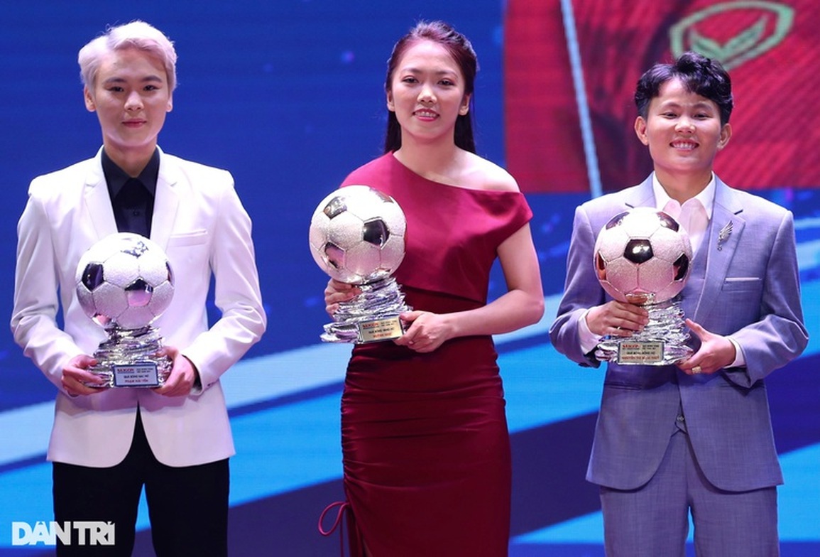 HLV Mai Đức Chung: Từng có lúc tôi còn không hình dung World Cup ra sao - 3 HLV Mai Đức Chung: Từng có lúc tôi còn không hình dung World Cup ra sao - 3