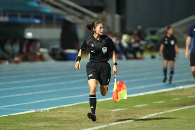 Trọng tài khiến tuyển nữ Việt Nam mất HCV “chạy trốn” khỏi mạng xã hội