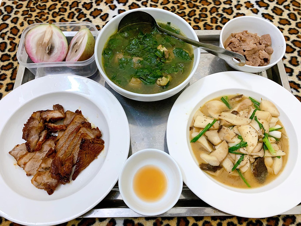 Chị em phát sốt trước mâm cơm ở cữ của anh chồng 9x nấu cho vợ - 7 Chị em phát sốt trước mâm cơm ở cữ của anh chồng 9x nấu cho vợ - 7
