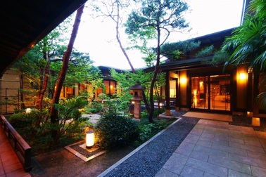 Trở về nước Nhật xưa ở nhà trọ cao cấp vùng Shiga