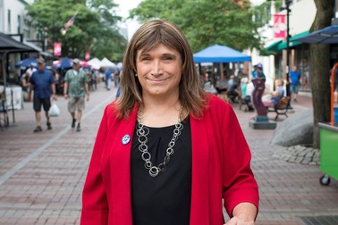 Bầu cử giữa kỳ Mỹ và những kịch bản chưa từng có trong lịch sử