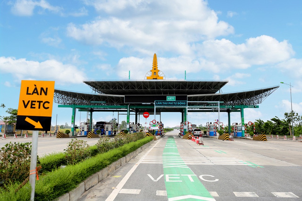 Nhận diện 5 lỗi tài xế ô tô cần tránh khi qua trạm thu phí - 2 Nhận diện 5 lỗi tài xế ô tô cần tránh khi qua trạm thu phí - 2