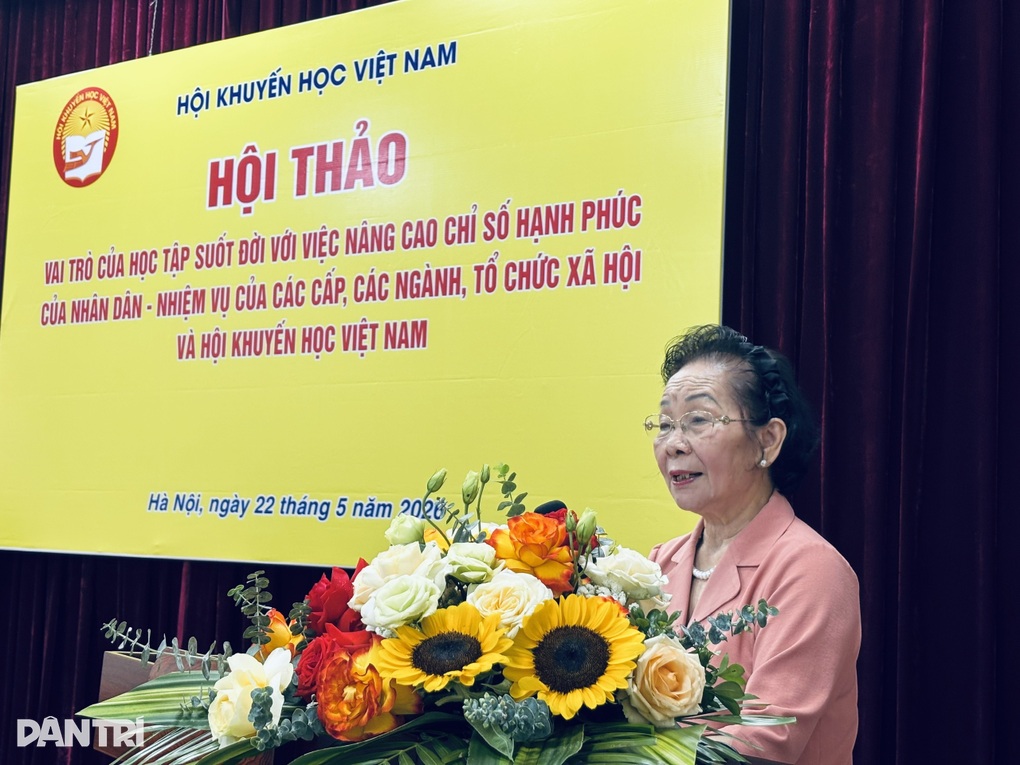 Học tập suốt đời trở thành yêu cầu bắt buộc trong kỷ nguyên AI - 1