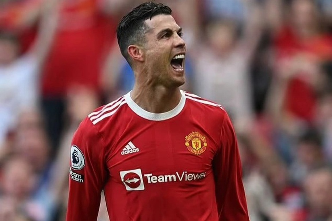C.Ronaldo không ra sân cho Man Utd sau cú sốc mất con - 2 C.Ronaldo không ra sân cho Man Utd sau cú sốc mất con - 2