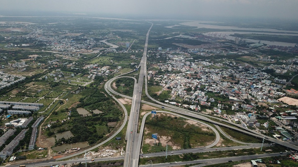 Giá đất trên các trục đường chính Nhơn Trạch nhảy múa theo hạ tầng - 2 Giá đất trên các trục đường chính Nhơn Trạch nhảy múa theo hạ tầng - 2