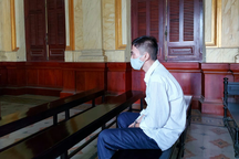 "Gạ" con bạc chạy án, cựu thư ký tòa lĩnh án 13 năm tù