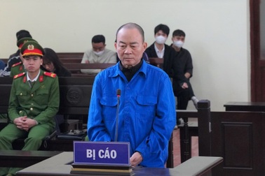 Lái xe uống rượu còn tấn công CSGT