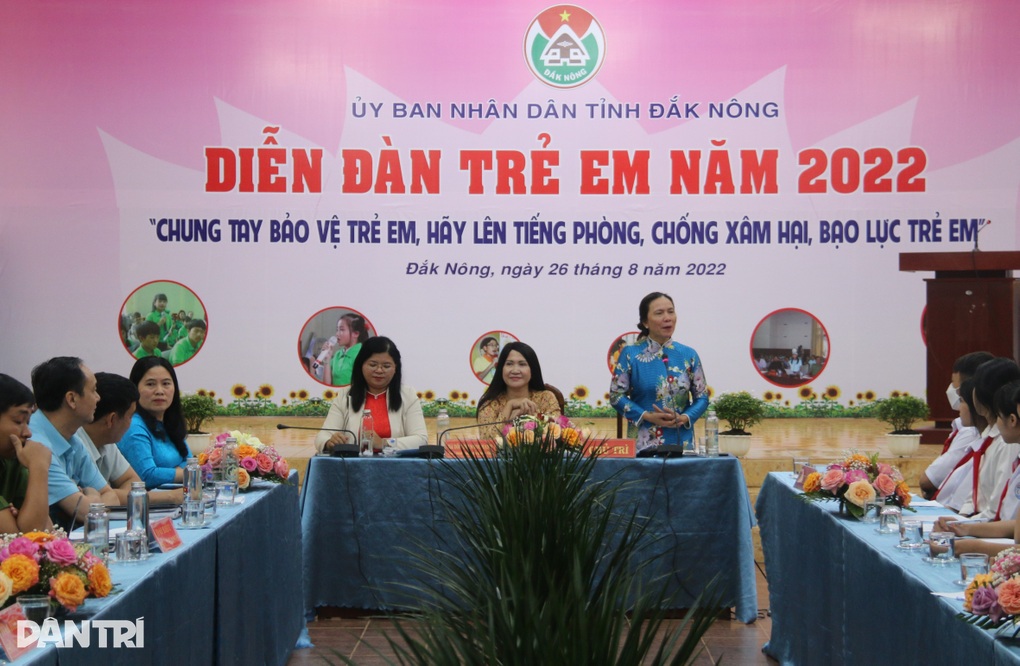 Đau xót chuyện người mẹ tiếp tay để chồng mới xâm hại con riêng - 1 Đau xót chuyện người mẹ tiếp tay để chồng mới xâm hại con riêng - 1