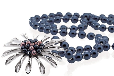 BST nữ trang sang trọng của Misaki