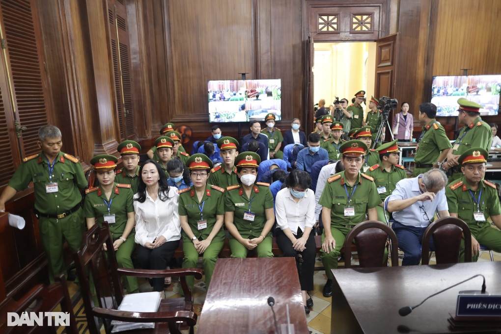 Quốc Cường Gia Lai liên quan nghĩa vụ gì với bà Trương Mỹ Lan? - 2 Quốc Cường Gia Lai liên quan nghĩa vụ gì với bà Trương Mỹ Lan? - 2