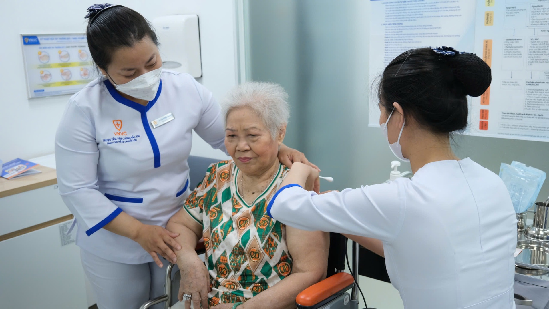 VNVC cùng ngành Y nỗ lực khống chế nhiều bệnh nguy hiểm - 3 VNVC cùng ngành Y nỗ lực khống chế nhiều bệnh nguy hiểm - 3
