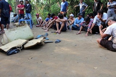 Nhảy xuống sông chạy trốn, 2 con bạc chết đuối