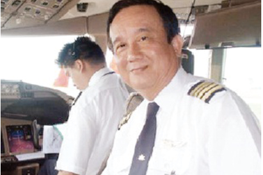 Người lái chuyên cơ cho bầu Đức từng là anh hùng phi công