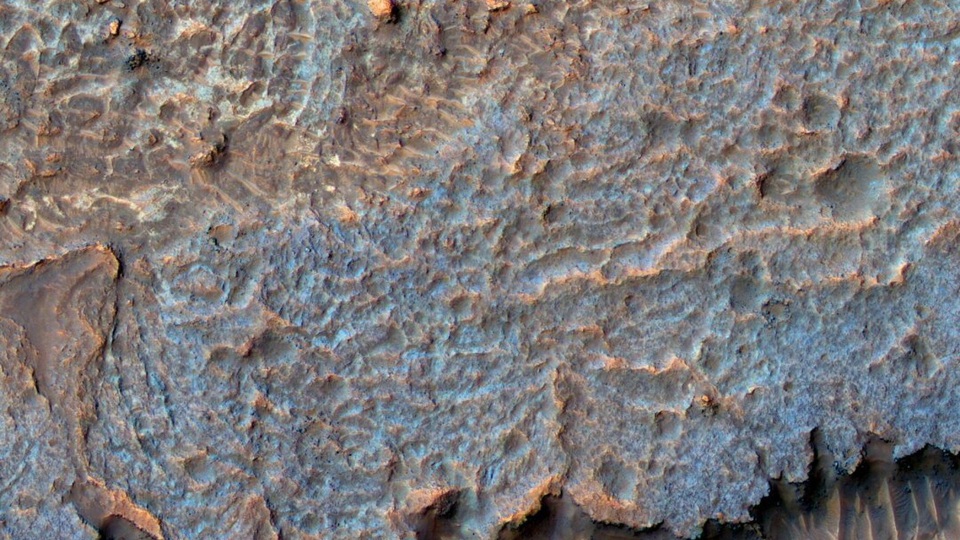 NASA bối rối trước những rặng núi kỳ lạ trên Sao Hỏa - 1 NASA bối rối trước những rặng núi kỳ lạ trên Sao Hỏa - 1