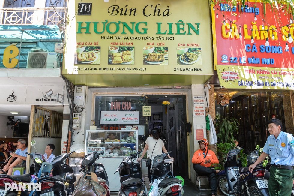 Chủ quán bún chả kể về sự thân thiện của Tổng thống Obama - 1 Chủ quán bún chả kể về sự thân thiện của Tổng thống Obama - 1