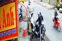 Clip "nhóm thanh niên dàn cảnh để lấy trộm xe máy" gây phẫn nộ tuần qua