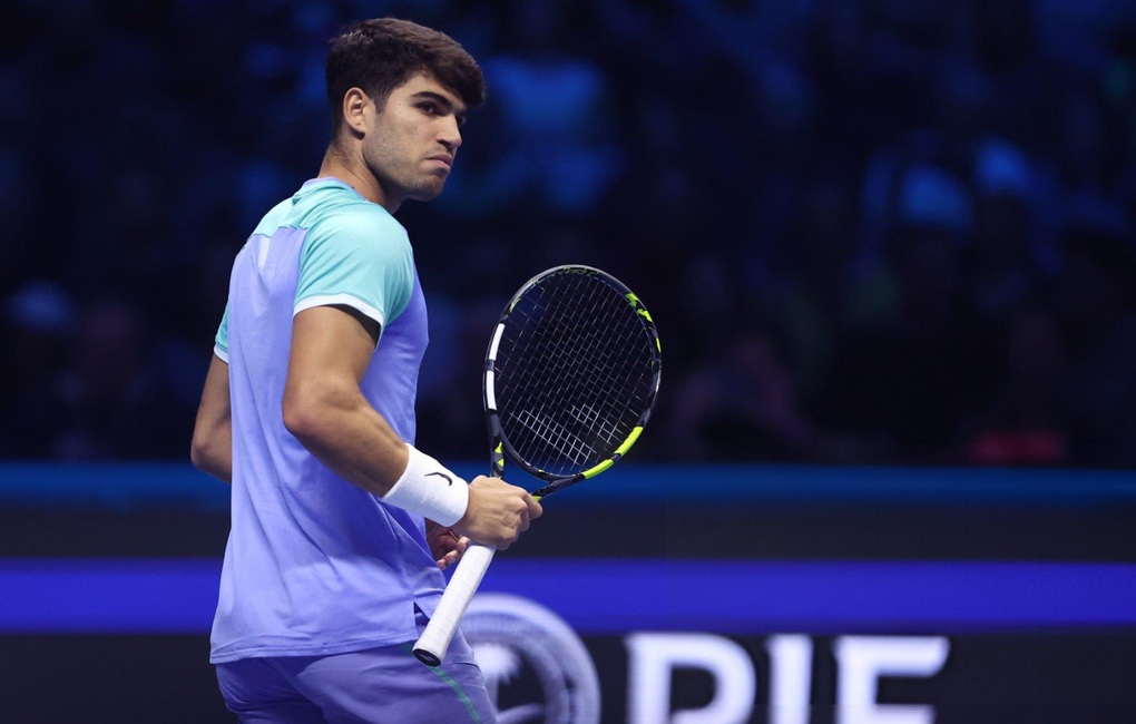 Alcaraz thua sốc trận ra quân tại ATP Finals 2024 - 2