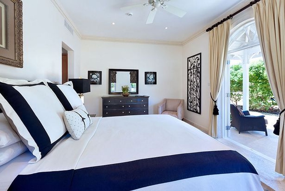 Danh mục bất động sản khổng lồ của Wayne Rooney - 2