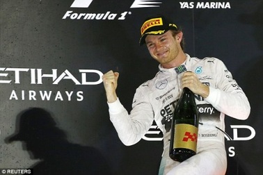Rosberg khép lại mùa giải với chiến thắng thứ 3 liên tiếp