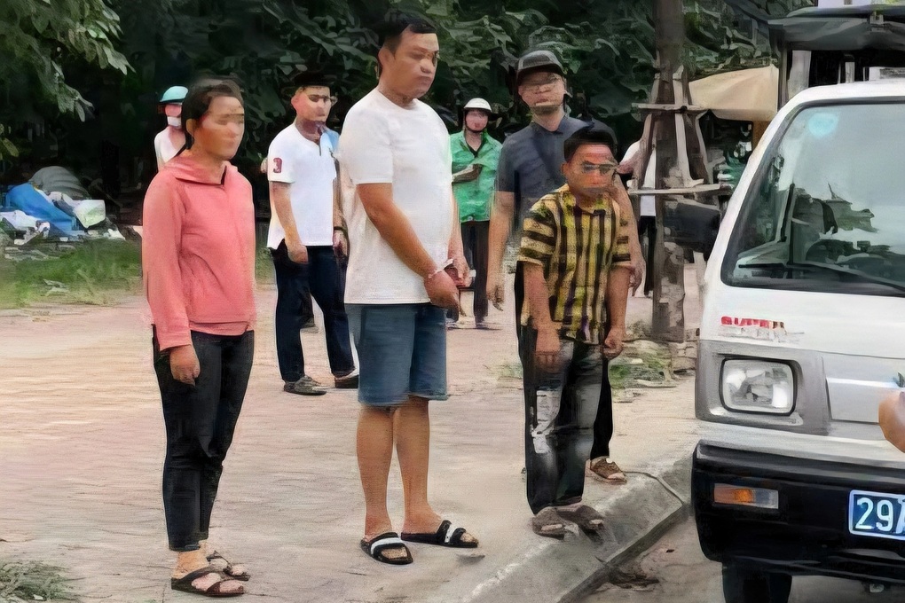 Từ vụ chém 4,9 triệu đồng tiền xe: Công an vạch trần thủ đoạn tại bến xe - 1 Từ vụ chém 4,9 triệu đồng tiền xe: Công an vạch trần thủ đoạn tại bến xe - 1