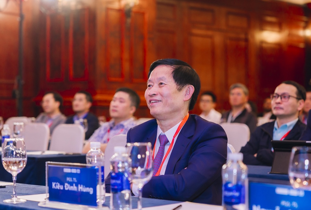 Bước tiến mới trong phẫu thuật thần kinh - cột sống - 2 Bước tiến mới trong phẫu thuật thần kinh - cột sống - 2