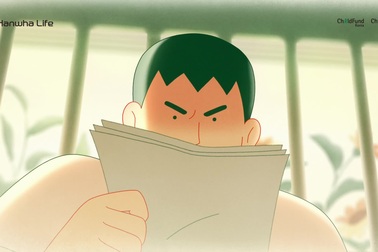 Chiến dịch "Cái ôm ấm áp" đẩy lùi vấn nạn bạo hành trẻ em.