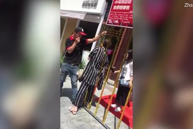 Nhà hàng Trung Quốc “chơi chiêu” giảm giá cho khách “đi lọt” qua cửa hẹp