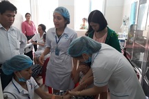 19 học sinh nôn ói sau khi uống trà sữa liên hoan cuối năm học