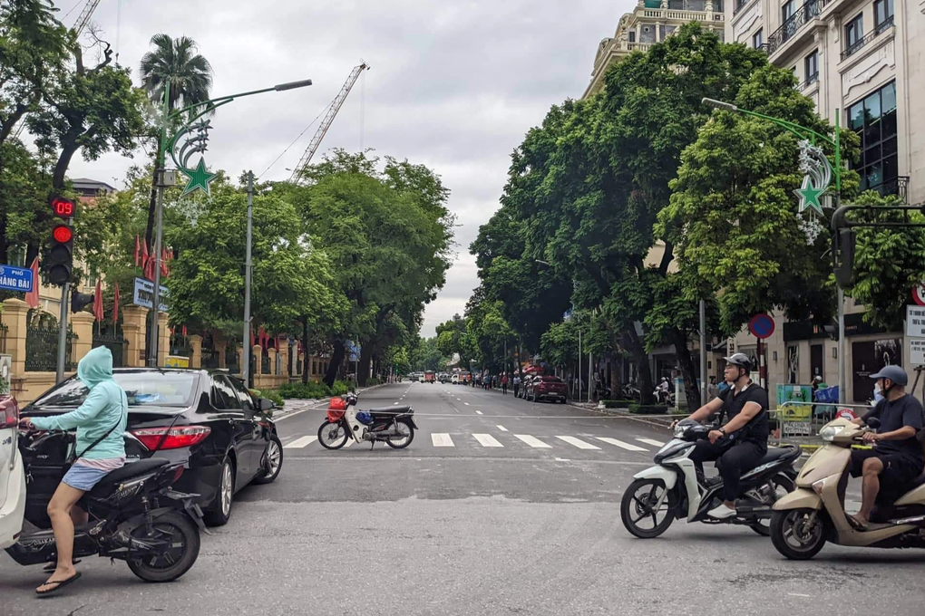 Án mạng trên phố Hàng Bài, một phụ nữ tử vong - 2 Án mạng trên phố Hàng Bài, một phụ nữ tử vong - 2