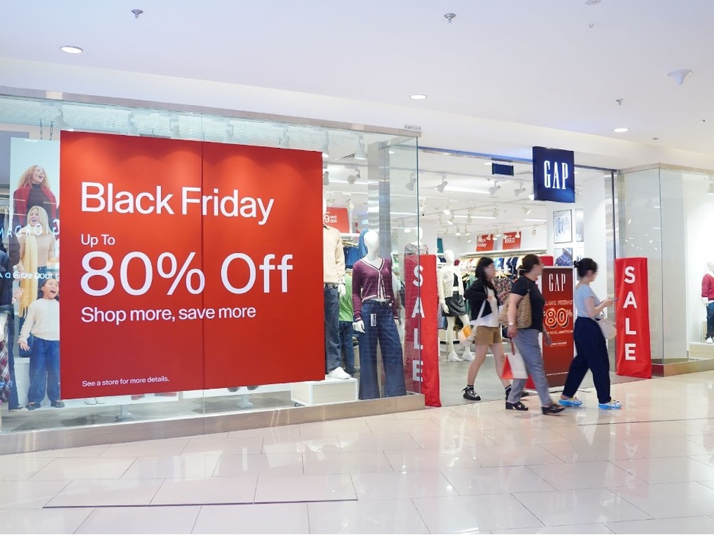 Các trung tâm thương mại lớn nhộn nhịp dịp ACFC Black Friday - 2 Các trung tâm thương mại lớn nhộn nhịp dịp ACFC Black Friday - 2