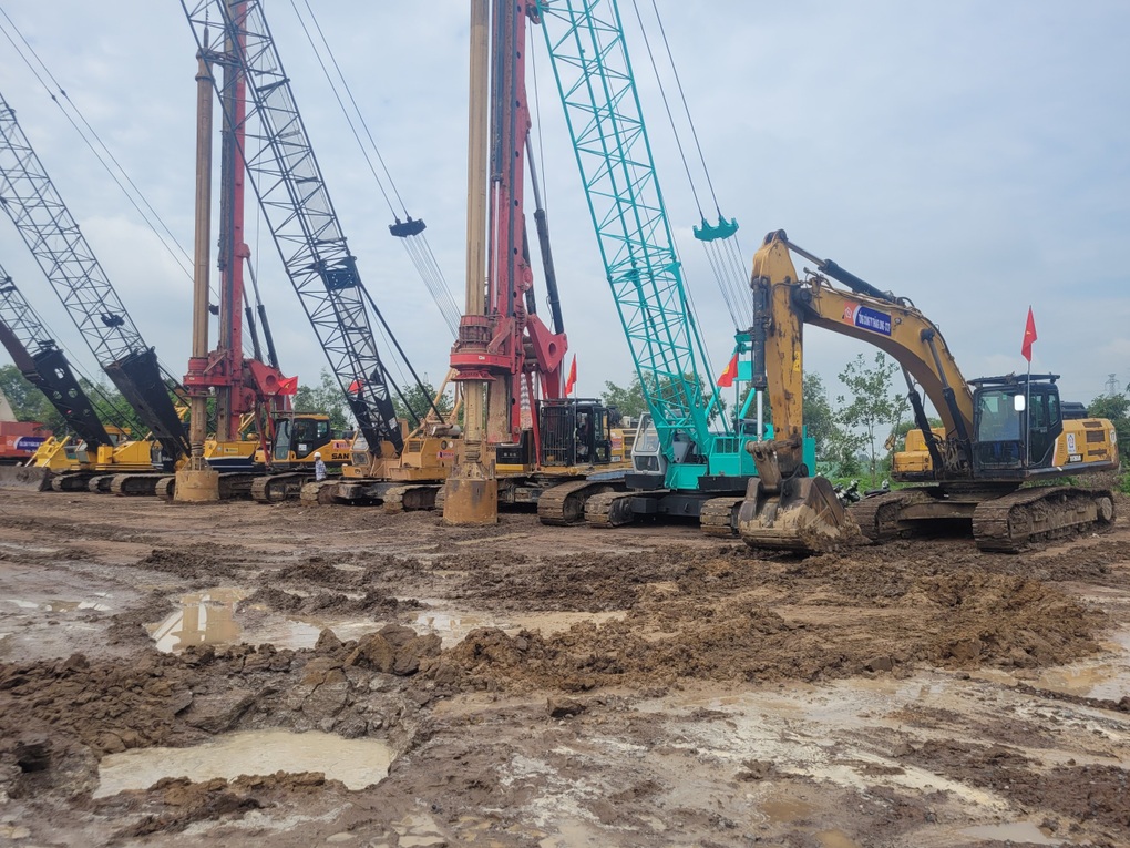 Khởi công 2 tuyến giao thông kết nối sân bay Long Thành - 2 Khởi công 2 tuyến giao thông kết nối sân bay Long Thành - 2
