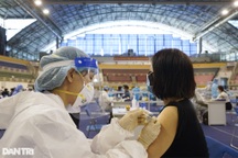 Học sinh ở TPHCM bắt đầu đăng ký tiêm vắc xin Covid-19