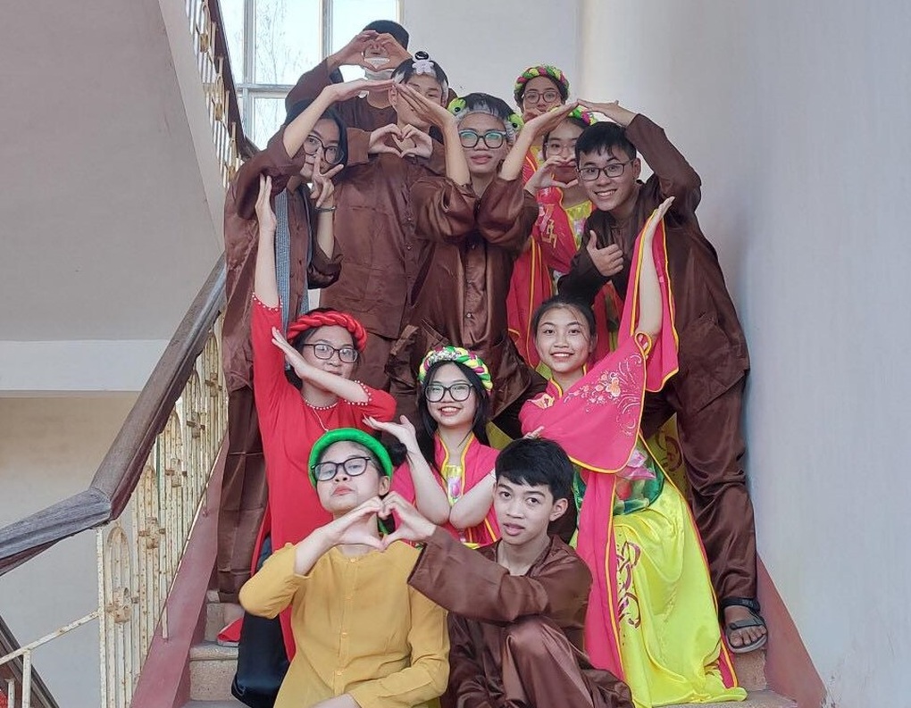 Thủ khoa thi lớp 10 Nam Định: Mình ôn thi hoàn toàn không có áp lực - 3 Thủ khoa thi lớp 10 Nam Định: Mình ôn thi hoàn toàn không có áp lực - 3