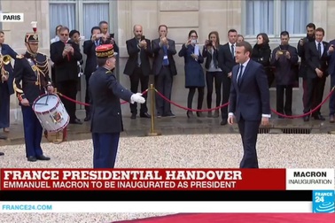 Tổng thống đắc cử Pháp tới điện Elysee trước lễ tuyên thệ nhậm chức