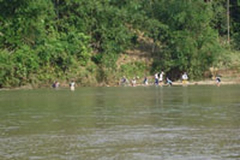 Lập khống hồ sơ, “ăn” tiền xây trường học