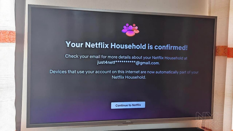 Việc Netflix dừng tính năng chia sẻ tài khoản khiến nhiều người dùng tại Việt Nam không hài lòng (Ảnh minh họa: Reddit).
