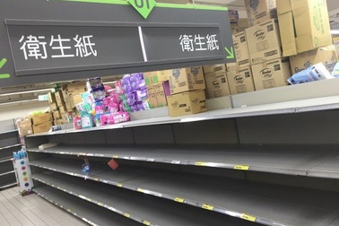 Người Đài Loan đổ xô mua giấy vệ sinh