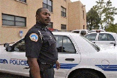 Cảnh sát hộ tống Tổng thống Bush thiệt mạng vì đâm xe