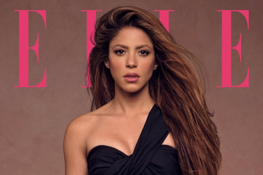 Shakira thất vọng vì Pique, bóng gió trách người cũ trong ca khúc mới
