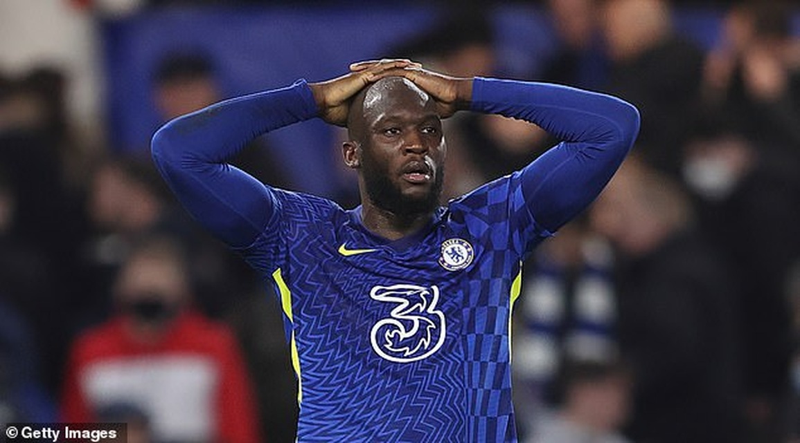 Lukaku hứng chịu đòn trừng phạt nặng nề vì nổi loạn ở Chelsea - 2 Lukaku hứng chịu đòn trừng phạt nặng nề vì nổi loạn ở Chelsea - 2